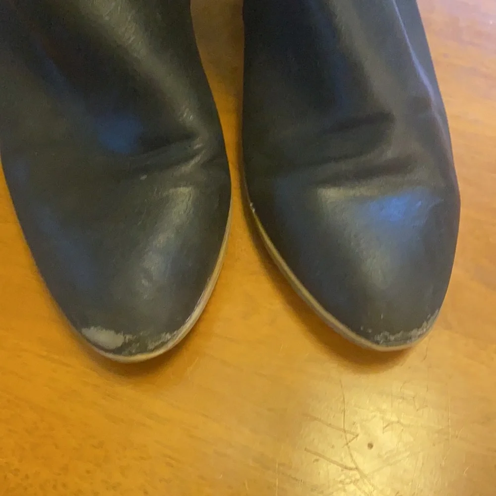 Baretraps Nyomi Black Leather Boots 10 GUC